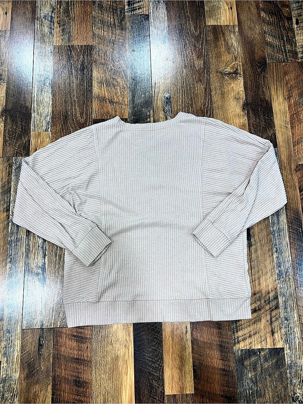 Jane and Delancey Ribbed Crewneck Sweater in Cream Size Medium - Picture 2 of 3